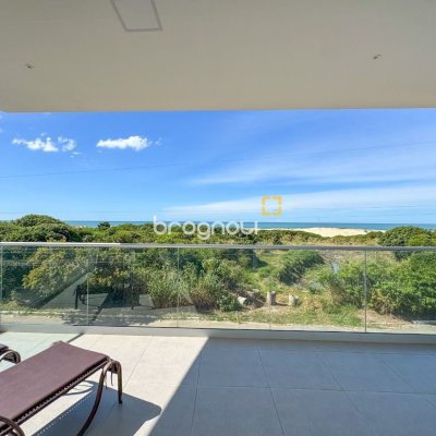 Apartamento com 180m², 3 quartos (sendo 3 suítes), 2 garagens, no bairro Novo Campeche em Florianópolis