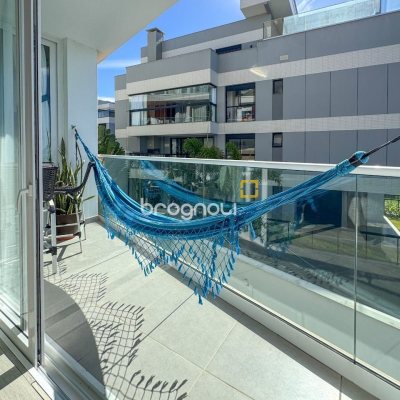 Apartamento com 180m², 3 quartos (sendo 3 suítes), 2 garagens, no bairro Novo Campeche em Florianópolis