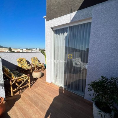 Cobertura com 195m², 3 quartos (sendo 3 suítes), 2 garagens, no bairro Ingleses em Florianópolis