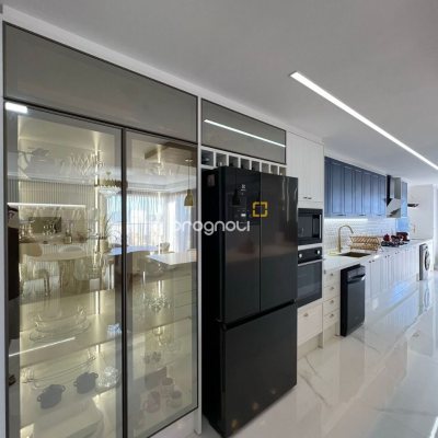 Cobertura com 195m², 3 quartos (sendo 3 suítes), 2 garagens, no bairro Ingleses em Florianópolis