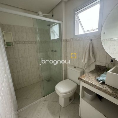 Casa de Condomínio com 295m², 4 quartos (sendo 3 suítes), 2 garagens, no bairro Santo Antônio de Lisboa em Florianópolis