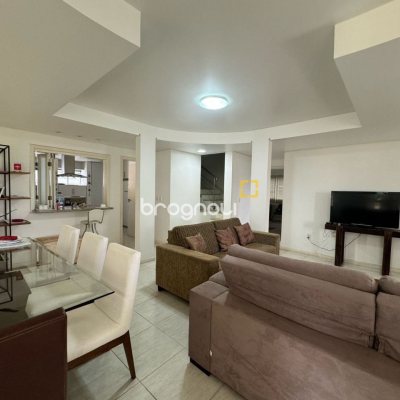 Casa de Condomínio com 295m², 4 quartos (sendo 3 suítes), 2 garagens, no bairro Santo Antônio de Lisboa em Florianópolis