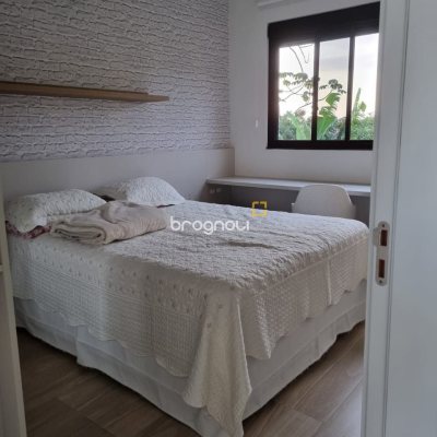 Casa de Condomínio com 236m², 4 quartos (sendo 3 suítes), 4 garagens, no bairro Cachoeira do Bom Jesus em Florianópolis