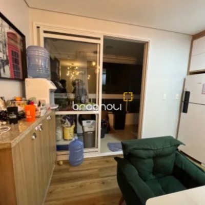 Apartamento com 70m², 2 quartos (sendo 1 suíte), 1 garagem, no bairro Ingleses em Florianópolis