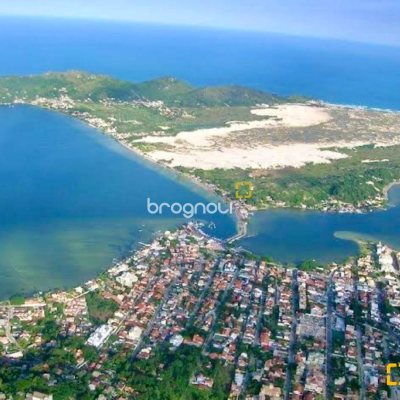 Casa com 179m², 3 quartos (sendo 3 suítes), no bairro Lagoa da Conceição em Florianópolis