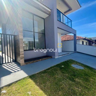 Casa com 179m², 3 quartos (sendo 3 suítes), no bairro Lagoa da Conceição em Florianópolis