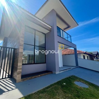 Casa com 179m², 3 quartos (sendo 3 suítes), no bairro Lagoa da Conceição em Florianópolis