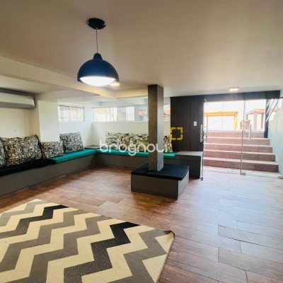 Casa de Condomínio com 350m², 4 quartos (sendo 3 suítes), 2 garagens, no bairro Rio Vermelho em Florianópolis