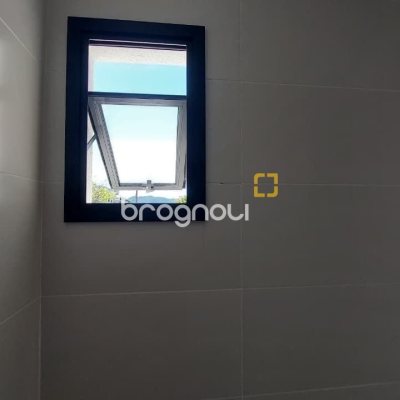 Studio com 37m², 1 quarto, 1 garagem, no bairro Ribeirão da Ilha em Florianópolis
