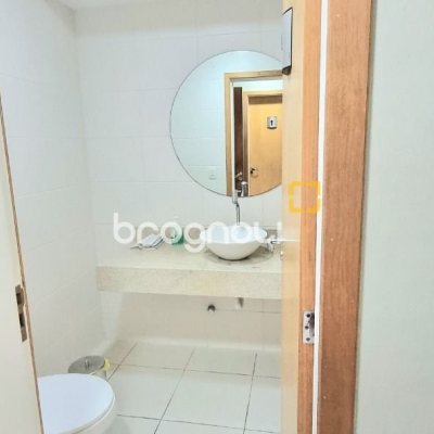 Apartamento com 93m², 2 quartos, 2 garagens, no bairro Trindade em Florianópolis