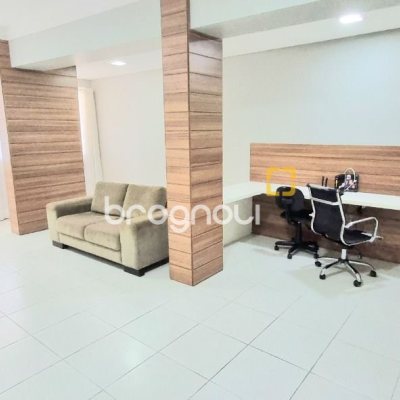 Apartamento com 93m², 2 quartos, 2 garagens, no bairro Trindade em Florianópolis