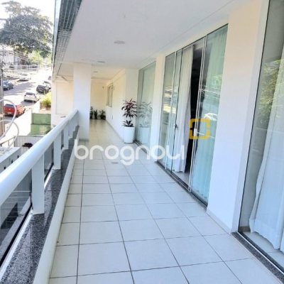 Apartamento com 93m², 2 quartos, 2 garagens, no bairro Trindade em Florianópolis
