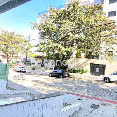 Apartamento com 93m², 2 quartos, 2 garagens, no bairro Trindade em Florianópolis