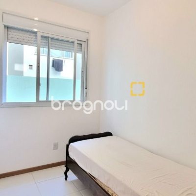 Apartamento com 93m², 2 quartos, 2 garagens, no bairro Trindade em Florianópolis