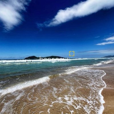 Terreno com 461m², no bairro Campeche em Florianópolis