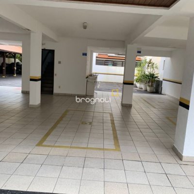 Apartamento com 80m², 3 quartos (sendo 1 suíte), 2 garagens, no bairro Praia Brava em Florianópolis