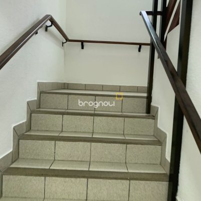 Apartamento com 80m², 3 quartos (sendo 1 suíte), 2 garagens, no bairro Praia Brava em Florianópolis