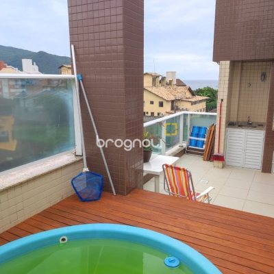 Cobertura com 95m², 2 quartos (sendo 1 suíte), 2 garagens, no bairro Açores em Florianópolis