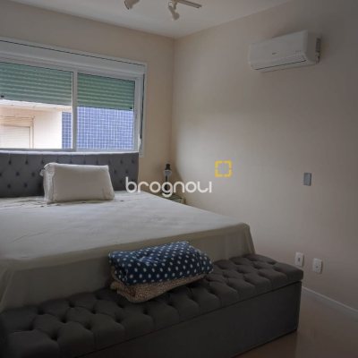 Cobertura com 95m², 2 quartos (sendo 1 suíte), 2 garagens, no bairro Açores em Florianópolis