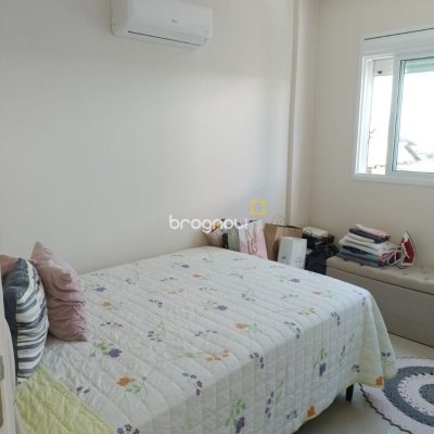 Cobertura com 95m², 2 quartos (sendo 1 suíte), 2 garagens, no bairro Açores em Florianópolis