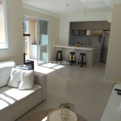 Cobertura com 95m², 2 quartos (sendo 1 suíte), 2 garagens, no bairro Açores em Florianópolis