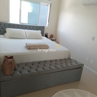 Cobertura com 95m², 2 quartos (sendo 1 suíte), 2 garagens, no bairro Açores em Florianópolis