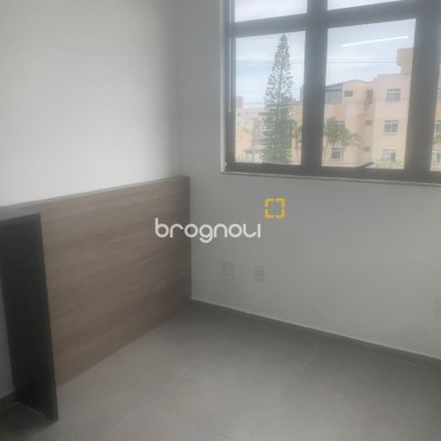 Sala com 65m², no bairro Ingleses em Florianópolis