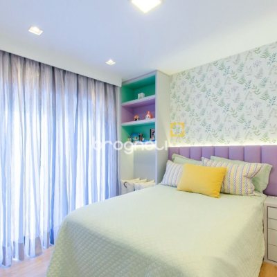 Casa de Condomínio com 942m², 6 quartos (sendo 5 suítes), 4 garagens, no bairro Cacupé em Florianópolis
