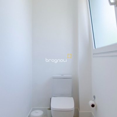 Casa de Condomínio com 942m², 6 quartos (sendo 5 suítes), 4 garagens, no bairro Cacupé em Florianópolis