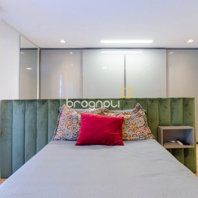 Casa de Condomínio com 942m², 6 quartos (sendo 5 suítes), 4 garagens, no bairro Cacupé em Florianópolis