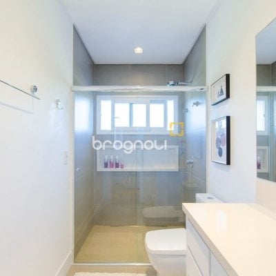 Casa de Condomínio com 942m², 6 quartos (sendo 5 suítes), 4 garagens, no bairro Cacupé em Florianópolis