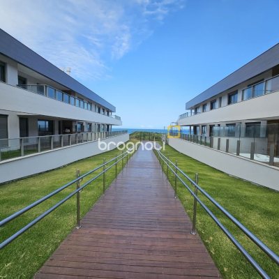 Apartamento com 119m², 2 quartos (sendo 1 suíte), 2 garagens, no bairro Morro das Pedras em Florianópolis