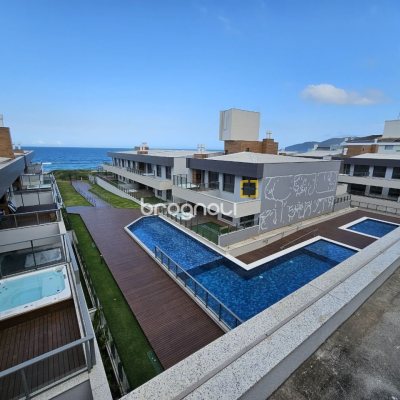 Apartamento com 119m², 2 quartos (sendo 1 suíte), 2 garagens, no bairro Morro das Pedras em Florianópolis