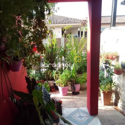 Casa com 100m², 2 quartos (sendo 1 suíte), 1 garagem, no bairro Rio Tavares em Florianópolis