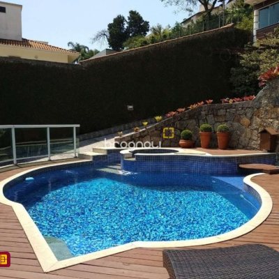 Casa de Condomínio com 400m², 3 quartos (sendo 1 suíte), 2 garagens, no bairro Bosque das Mansões em São José