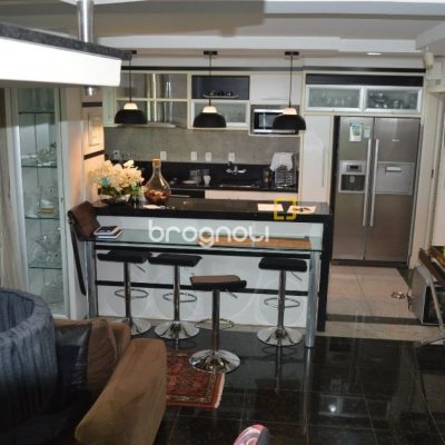 Casa de Condomínio com 400m², 3 quartos (sendo 1 suíte), 2 garagens, no bairro Bosque das Mansões em São José