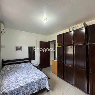Terreno com 1036m², no bairro Rio Tavares em Florianópolis