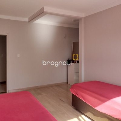 Casa com 132m², 4 quartos (sendo 2 suítes), 2 garagens, no bairro Ingleses em Florianópolis