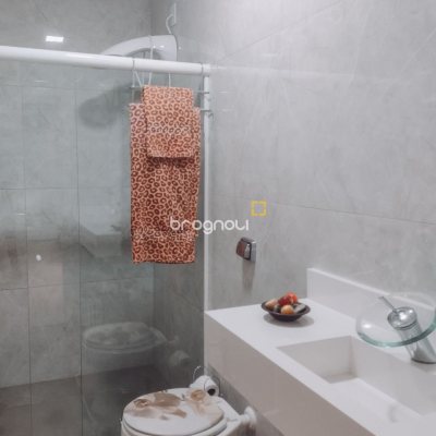 Casa com 132m², 4 quartos (sendo 2 suítes), 2 garagens, no bairro Ingleses em Florianópolis
