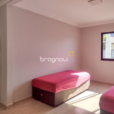 Casa com 132m², 4 quartos (sendo 2 suítes), 2 garagens, no bairro Ingleses em Florianópolis