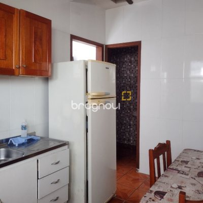 Casa com 133m², 5 quartos (sendo 2 suítes), 3 garagens, no bairro Ingleses em Florianópolis