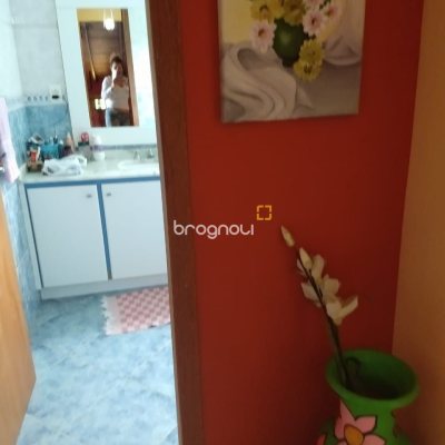 Casa com 430m², 4 quartos (sendo 1 suíte), 4 garagens, no bairro Lagoa da Conceição em Florianópolis