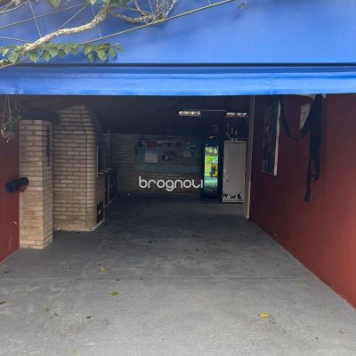 Casa com 250m², 3 quartos (sendo 1 suíte), 2 garagens, no bairro Santo Antônio de Lisboa em Florianópolis