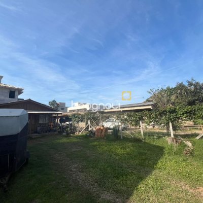 Terreno com 576m², 5 quartos, no bairro Campeche em Florianópolis