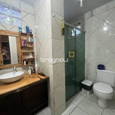 Terreno com 576m², 5 quartos, no bairro Campeche em Florianópolis
