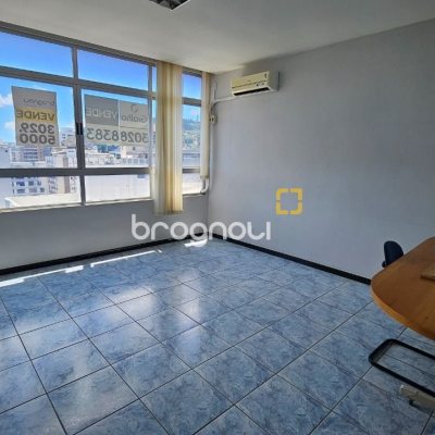 Apartamento com 102m², 3 quartos, no bairro Centro em Florianópolis