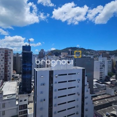 Apartamento com 102m², 3 quartos, no bairro Centro em Florianópolis