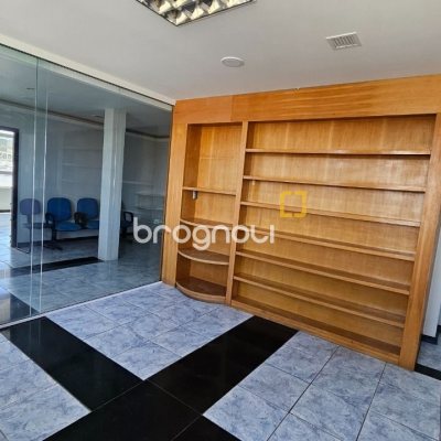 Apartamento com 102m², 3 quartos, no bairro Centro em Florianópolis