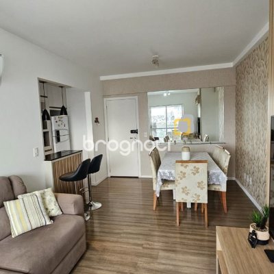 Apartamento com 67m², 2 quartos (sendo 1 suíte), 1 garagem, no bairro Areias em São José