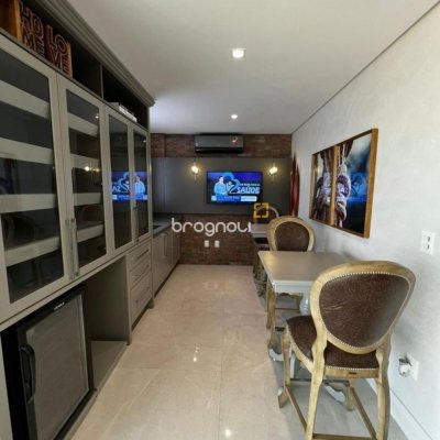 Cobertura com 240m², 3 quartos (sendo 3 suítes), 3 garagens, no bairro Centro em Biguaçu